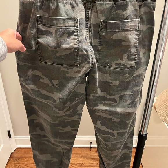 BELLA DAHL Army jogger pant Sz M - Picture 2 of 3